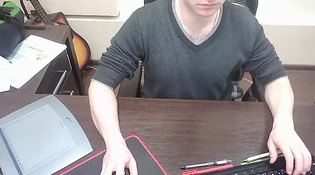 Snapshot of alex89north chatting on March 7, 7:05 pm alex89north online show from March 7, 7:05 pm