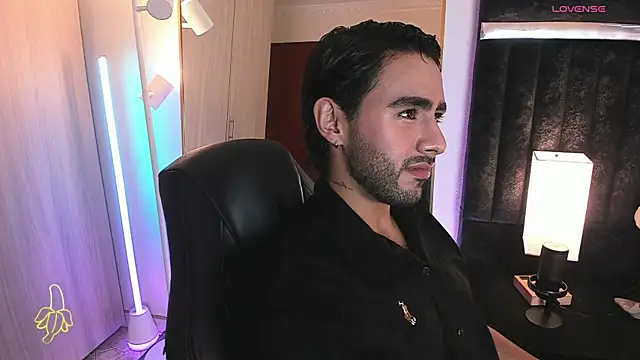 ItsMeEros online show from May 30, 10:40 pm