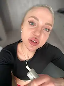 pinkstar  online show from March 6, 6:41 am