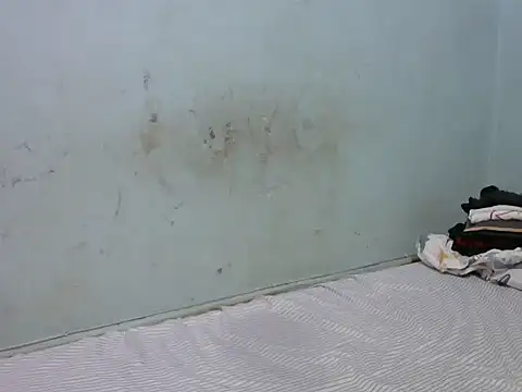 QUEEN-MARIAN online show from November 17, 9:09 pm