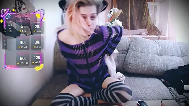 Littlepinkcat online show from November 14, 8:51 pm