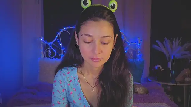 Funny Bunny online show from October 25, 2:30 am