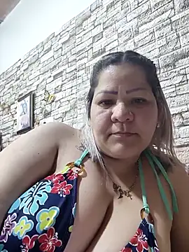 Dalessa Bigtits online show from March 19, 11:20 pm