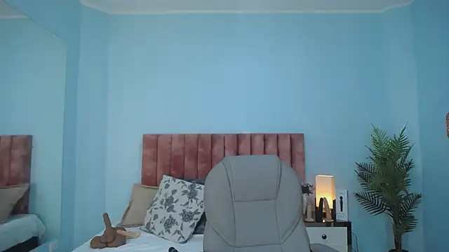 nana levy online show from May 30, 6:54 am