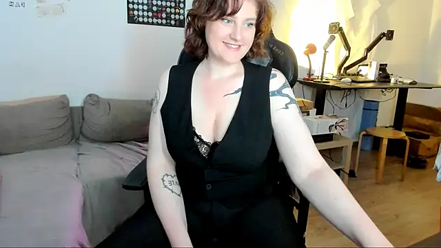 KiraKoval online show from June 12, 12:15 pm