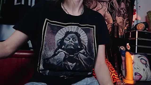 Silentmary online show from February 1, 1:42 pm