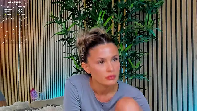 Avril Cyrus online show from March 4, 8:13 am