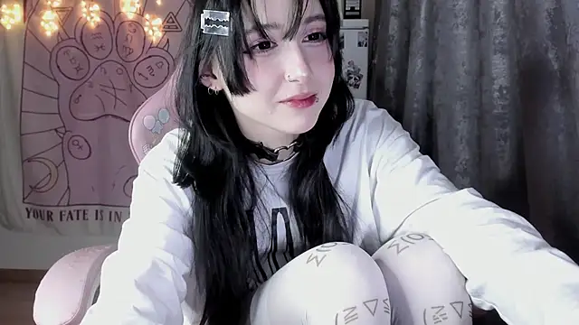 Holy420lolii online show from November 10, 6:29 pm