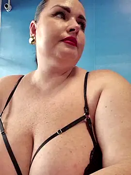 GeorgiaLerox online show from April 7, 1:22 pm