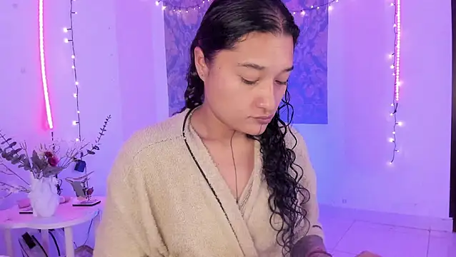 Eva Lee  online show from July 26, 10:44 am