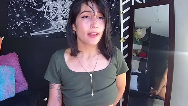 EvangelineCors online show from February 26, 5:50 pm