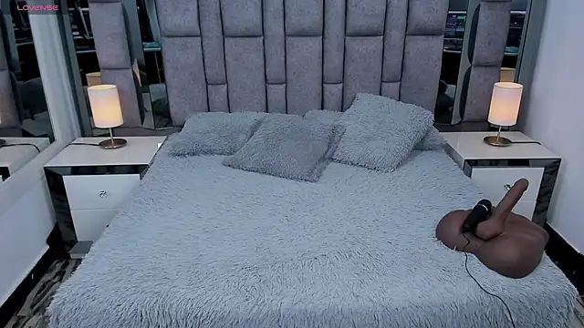 EMMAHILL1 online show from January 15, 4:11 pm