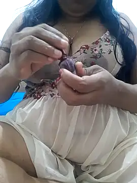 chubby wife online show from February 10, 11:04 am