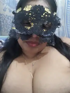 chubby wife online show from July 17, 5:18 pm