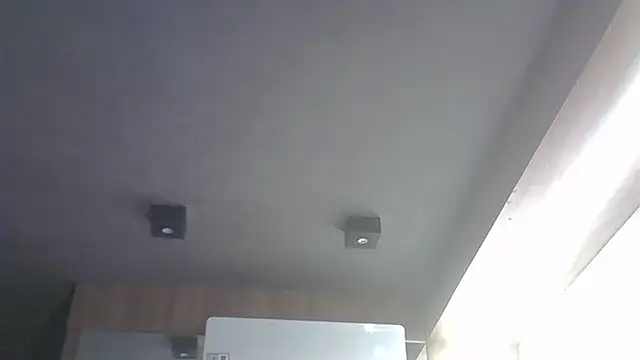 Skinny-Kitten online show from December 17, 5:30 pm