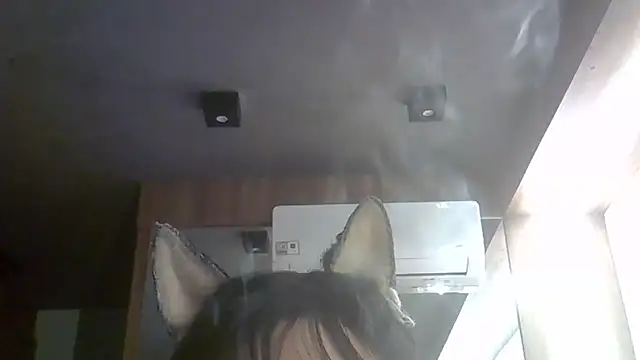 Snapshot of Skinny-Kitten chatting on May 11, 5:43 pm Skinny-Kitten online show from May 11, 5:43 pm