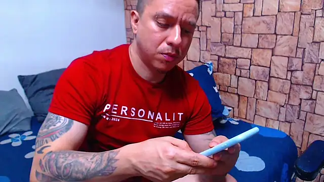 Snapshot of MONSTER_COCK_ chatting on February 26, 6:51 pm MONSTER COCK online show from February 26, 6:51 pm