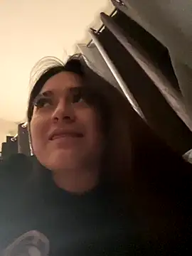 Snapshot of LuceroRm chatting on September 10, 4:23 am LuceroRm online show from September 10, 4:23 am