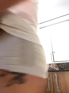 Snapshot of LuceroRm chatting on September 26, 5:50 pm LuceroRm online show from September 26, 5:50 pm