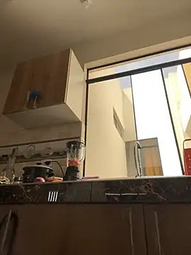 Snapshot of LuceroRm chatting on October 9, 6:39 pm LuceroRm online show from October 9, 6:39 pm