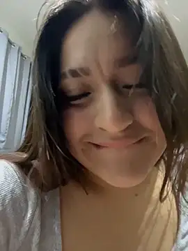 Snapshot of LuceroRm chatting on October 14, 3:51 am LuceroRm online show from October 14, 3:51 am