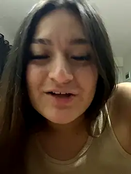 Snapshot of LuceroRm chatting on November 12, 4:57 am LuceroRm online show from November 12, 4:57 am