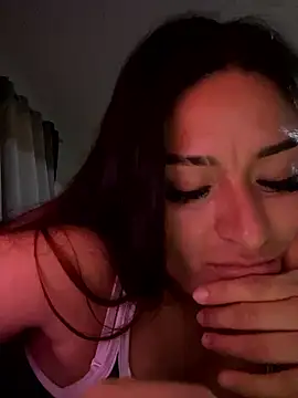 Snapshot of LuceroRm chatting on January 14, 5:02 am LuceroRm online show from January 14, 5:02 am