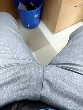 adicma123 online show from November 5, 5:51 am