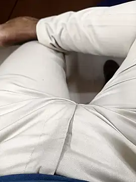 adicma123 online show from March 6, 4:53 am