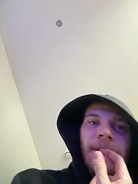 Z1uk online show from June 13, 2:37 pm