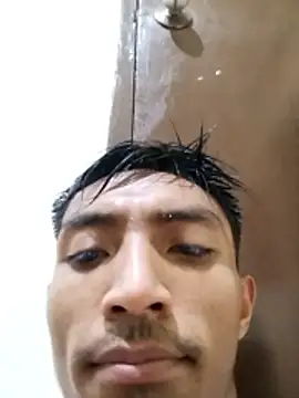 Snapshot of nazirul363108 chatting on January 8, 8:27 am nazirul363108 online show from January 8, 8:27 am