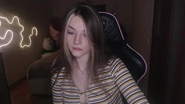 Snapshot of jeann_elsaa chatting on January 30, 8:21 pm jeann elsaa online show from January 30, 8:21 pm