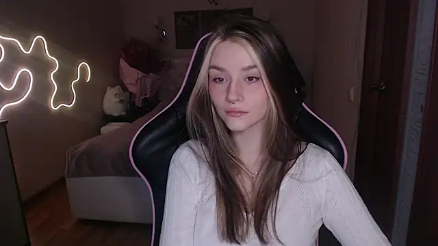 Snapshot of jeann_elsaa chatting on February 2, 6:04 am jeann elsaa online show from February 2, 6:04 am