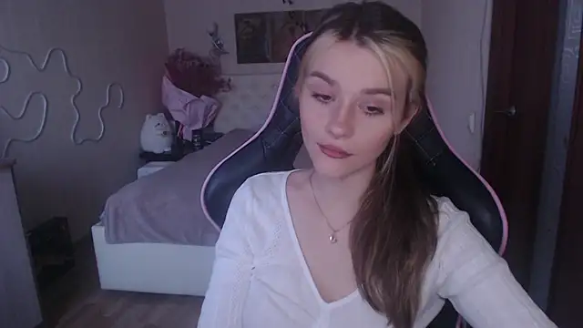 Snapshot of jeann_elsaa chatting on February 22, 4:29 am jeann elsaa online show from February 22, 4:29 am