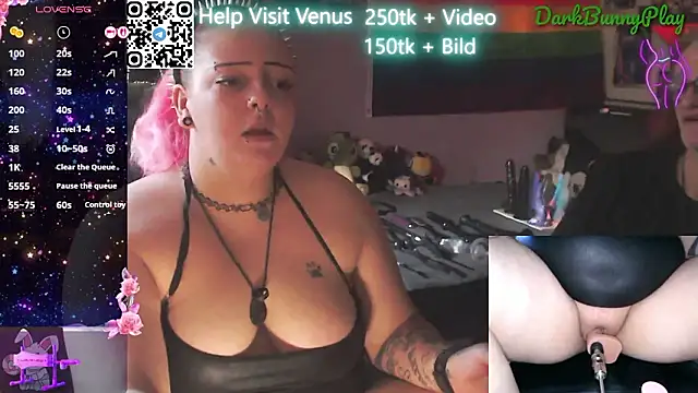 Snapshot of DarkBunnyPlay chatting on February 26, 8:46 am DarkBunnyPlay online show from February 26, 8:46 am