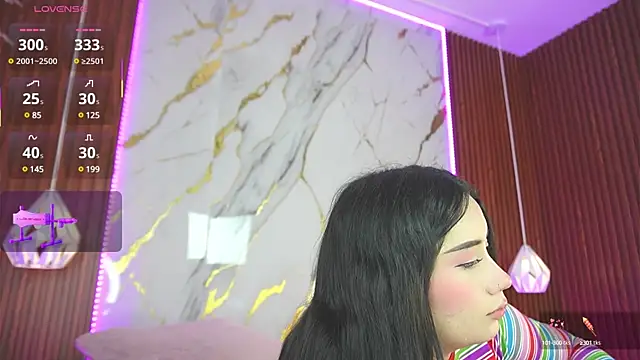 haylie  online show from February 28, 6:43 am