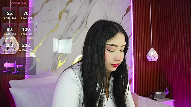 haylie  online show from March 13, 1:32 am