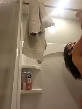 lofibunni online show from February 15, 3:25 am