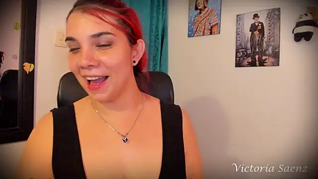 victoriaasaenz  online show from February 19, 4:12 am