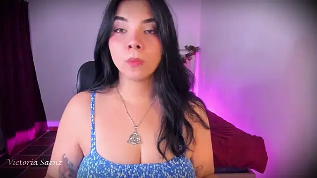 Snapshot of victoriaasaenz_ chatting on March 31, 12:56 am victoriaasaenz online show from March 31, 12:56 am