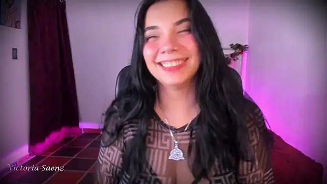Snapshot of victoriaasaenz_ chatting on April 1, 1:17 am victoriaasaenz online show from April 1, 1:17 am