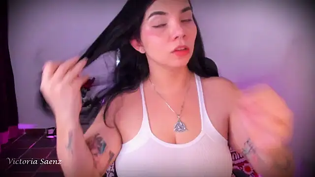 Snapshot of victoriaasaenz_ chatting on May 6, 12:52 am victoriaasaenz online show from May 6, 12:52 am