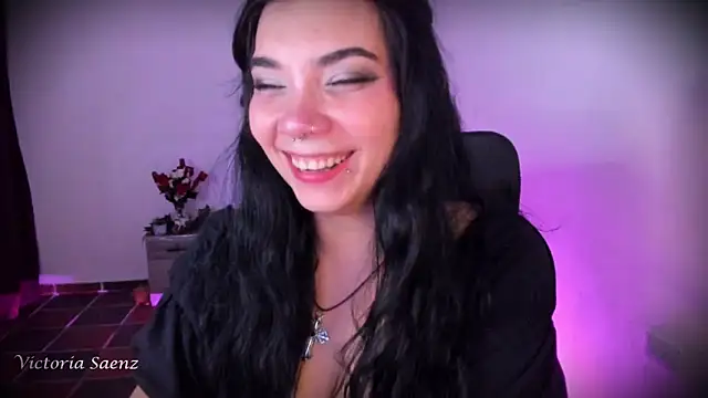 Snapshot of victoriaasaenz_ chatting on May 9, 1:00 am victoriaasaenz online show from May 9, 1:00 am