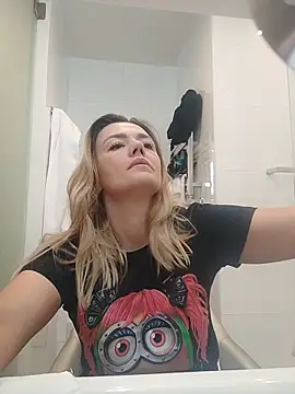 KrissSexi online show from November 11, 7:58 pm