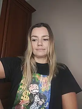 KrissSexi online show from November 21, 1:21 pm