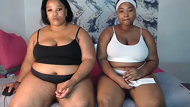 SexyAmeena2002 online show from April 17, 8:01 pm