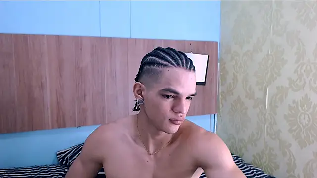 AlbertBernal69 online show from January 26, 6:17 am