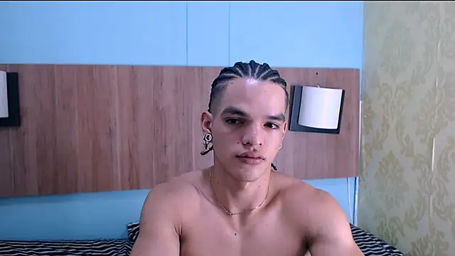 AlbertBernal69 online show from January 26, 9:19 am