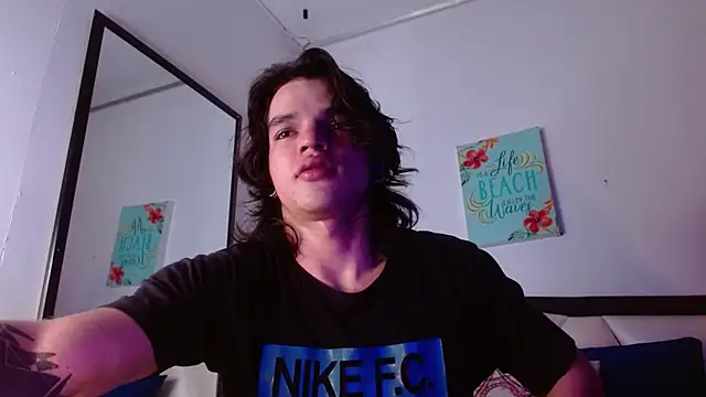 AlbertBernal69 online show from September 12, 2:00 am