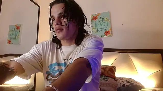 AlbertBernal69 online show from October 14, 3:51 am